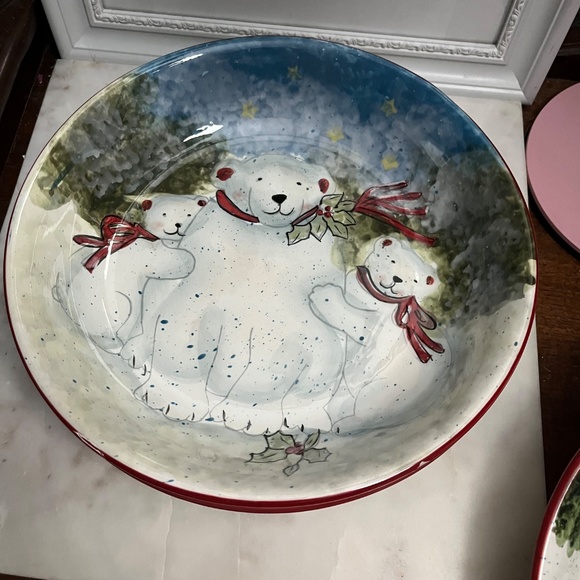 Certified International Susan Winget Christmas Bowls Set of 3 - Picture 3 of 10